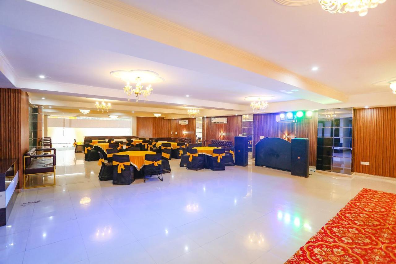Fabhotel Rejoice Venture 52 Gurgáon Kültér fotó